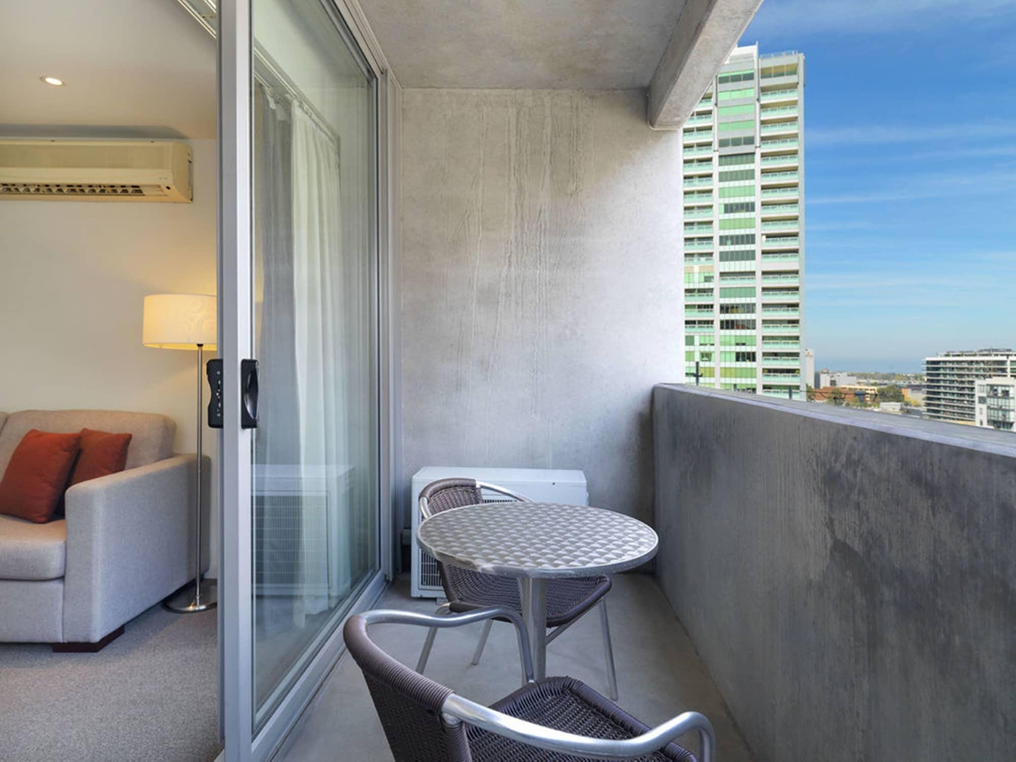 Quest On Dorcas Lejlighedshotel Melbourne Eksteriør billede